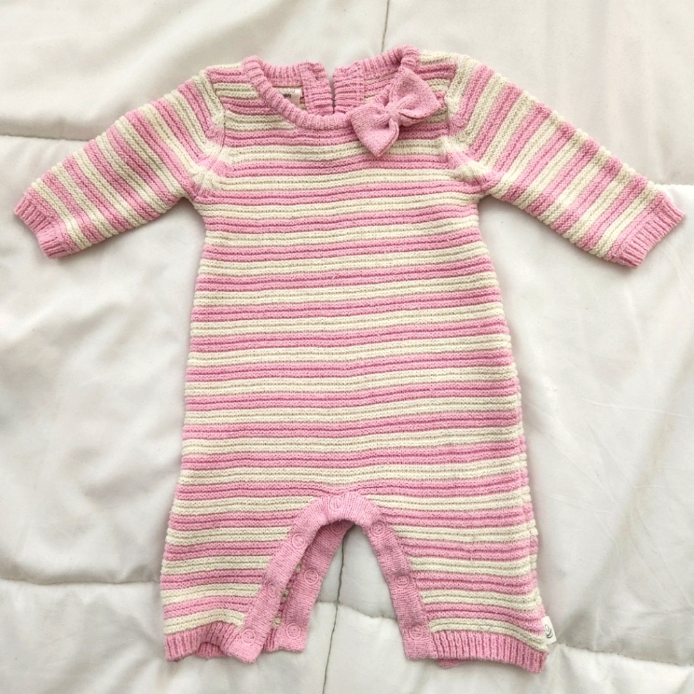 Baby girl knitted bodysuit